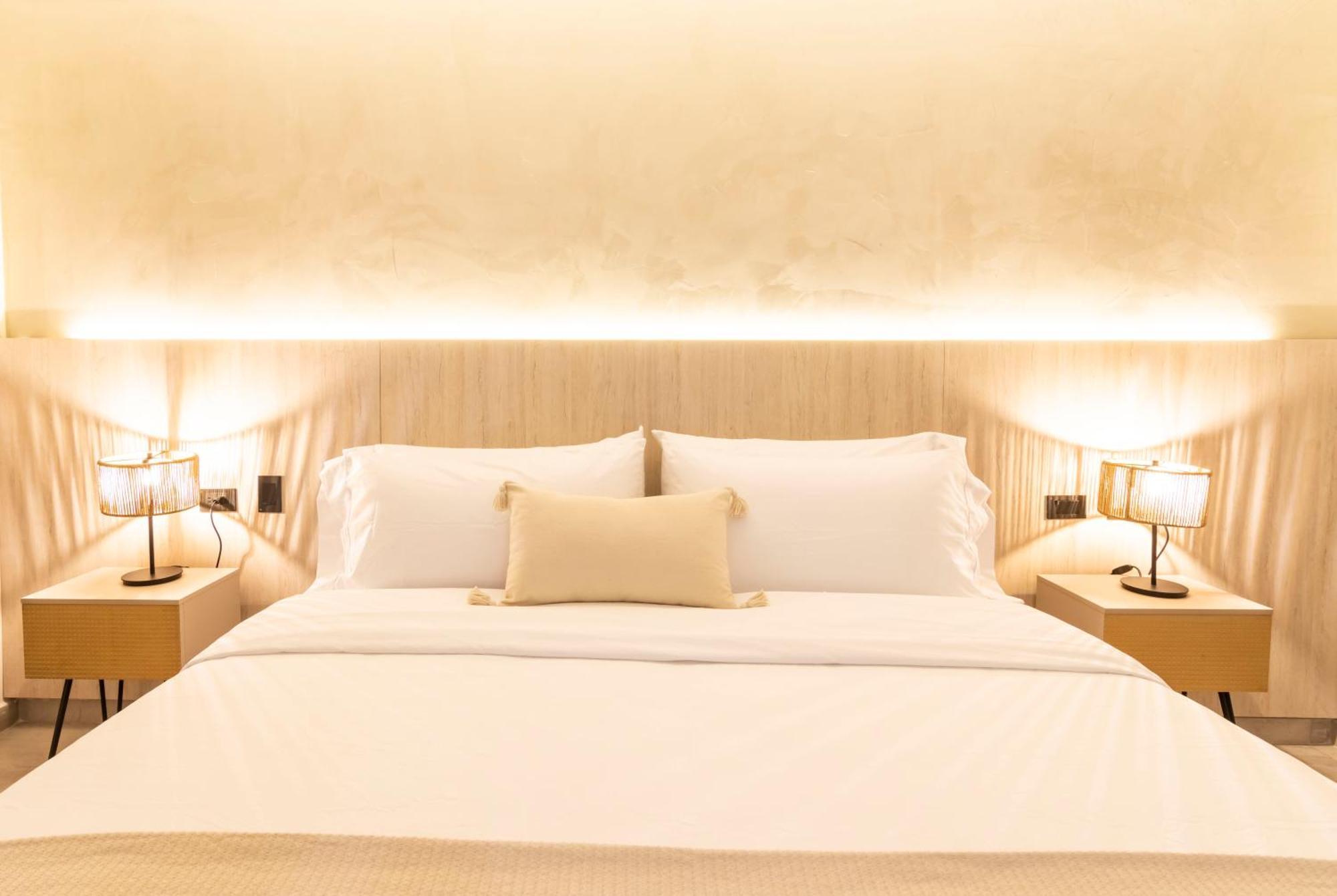 מדיין Sonata 44 Hotel Laureles מראה חיצוני תמונה