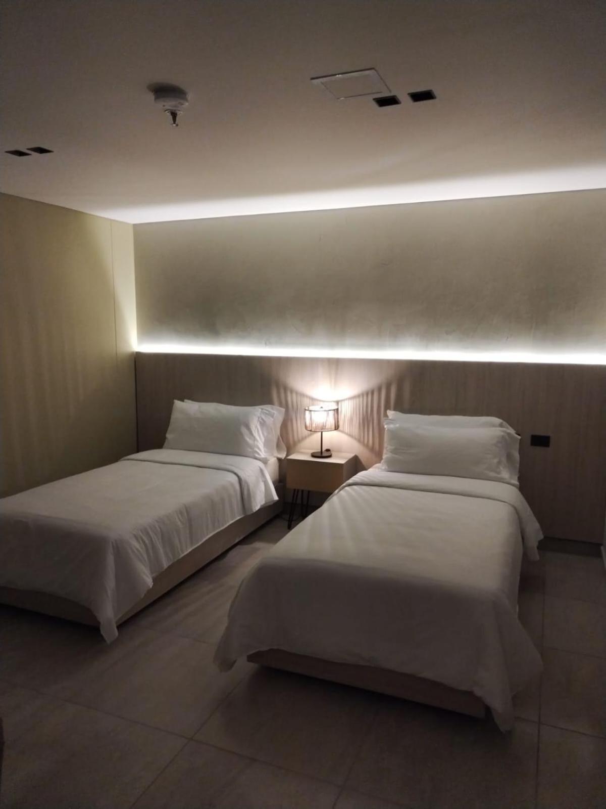 מדיין Sonata 44 Hotel Laureles מראה חיצוני תמונה