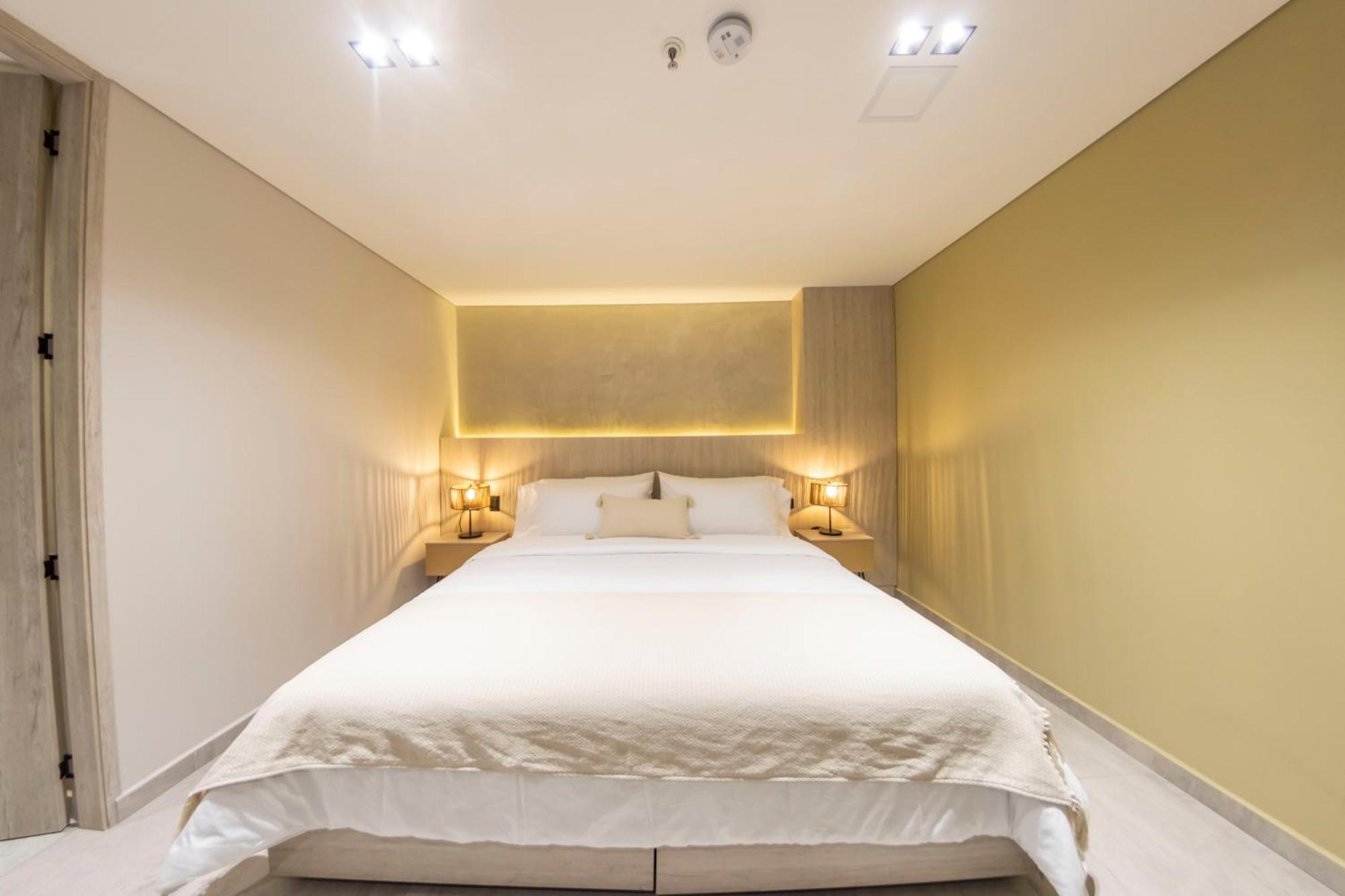 מדיין Sonata 44 Hotel Laureles מראה חיצוני תמונה