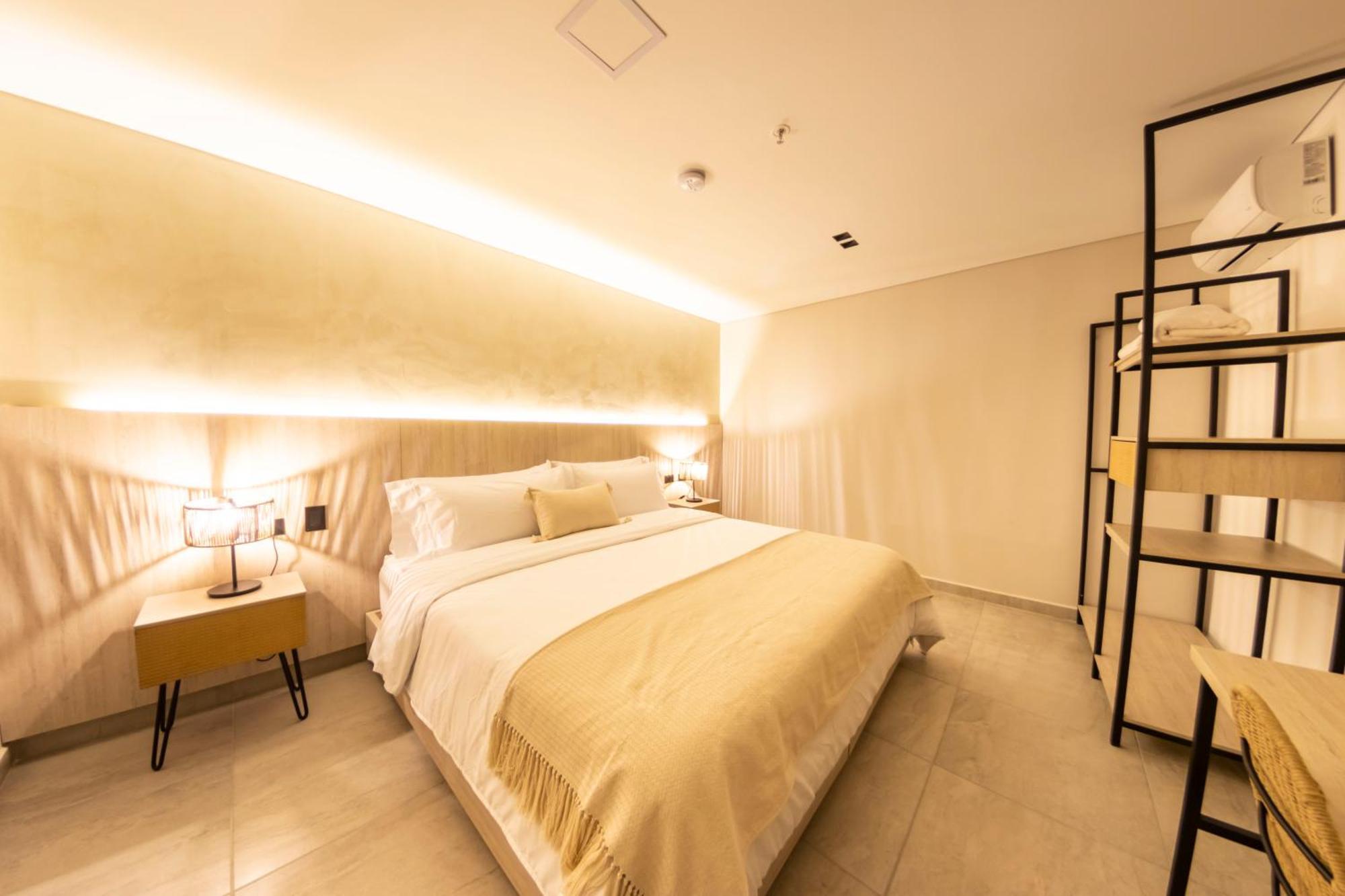 מדיין Sonata 44 Hotel Laureles מראה חיצוני תמונה