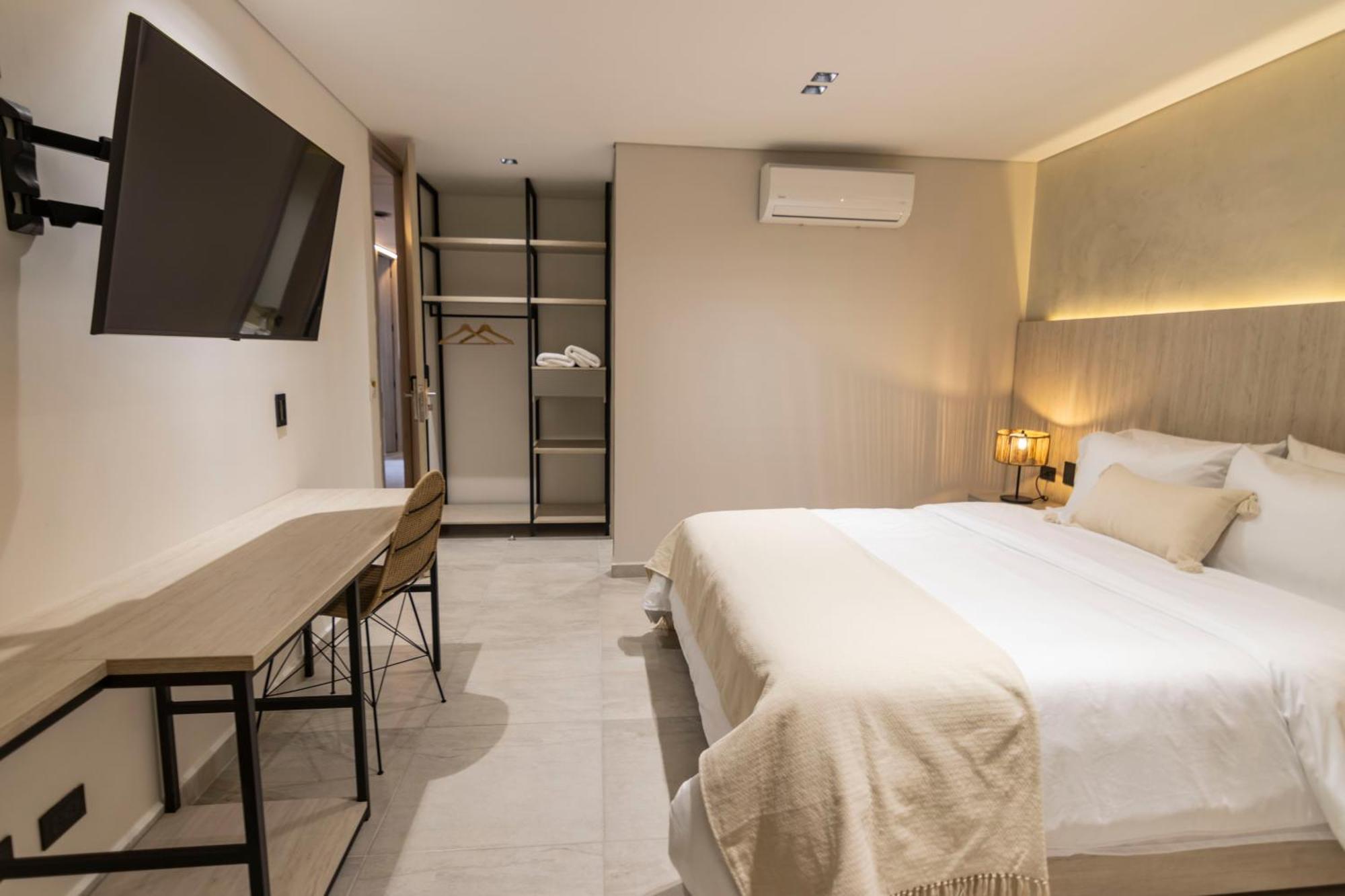 מדיין Sonata 44 Hotel Laureles מראה חיצוני תמונה