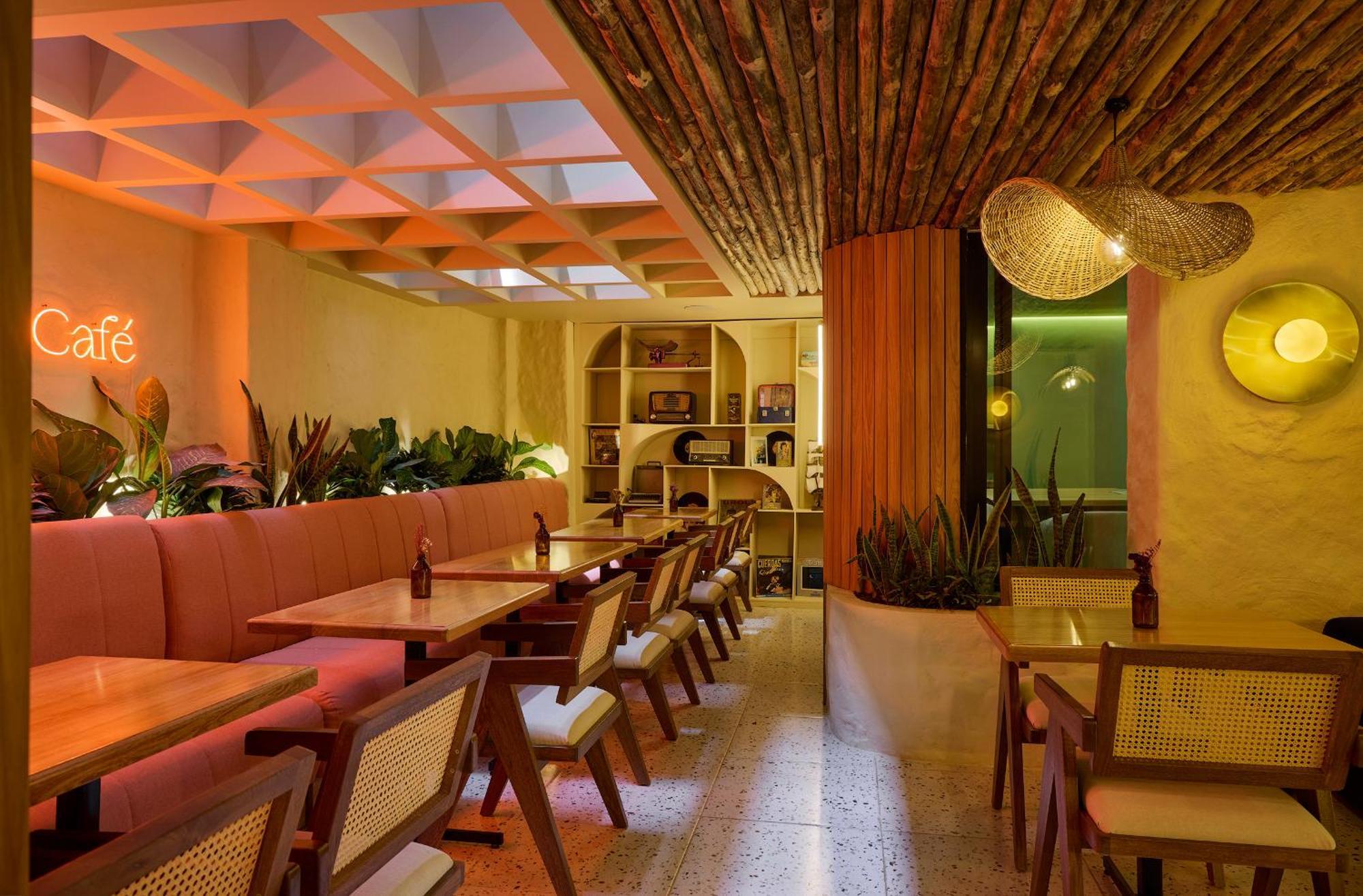 מדיין Sonata 44 Hotel Laureles מראה חיצוני תמונה