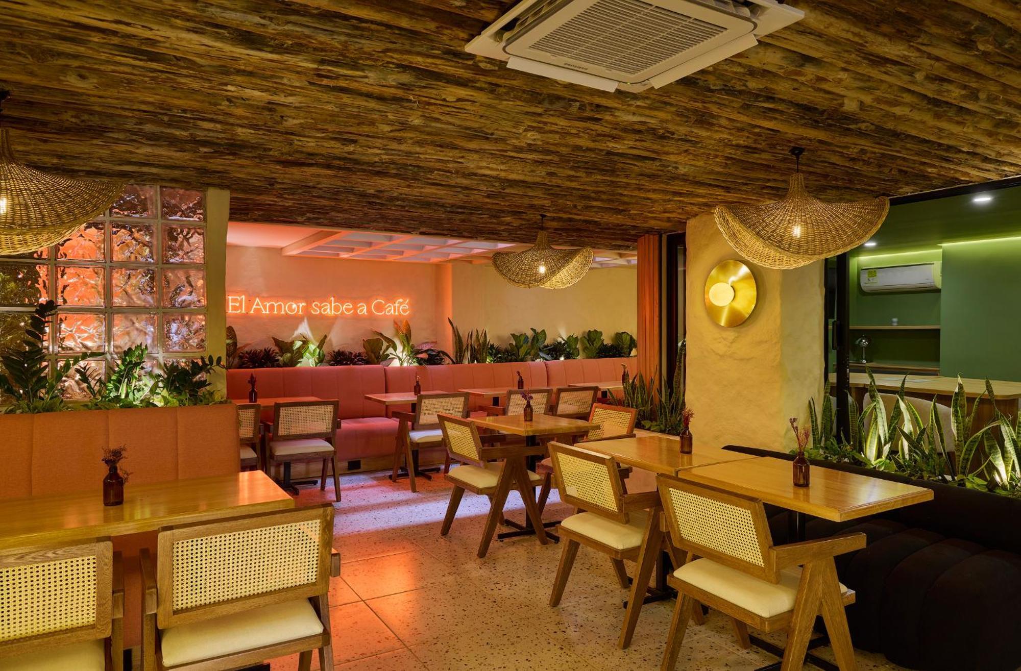 מדיין Sonata 44 Hotel Laureles מראה חיצוני תמונה